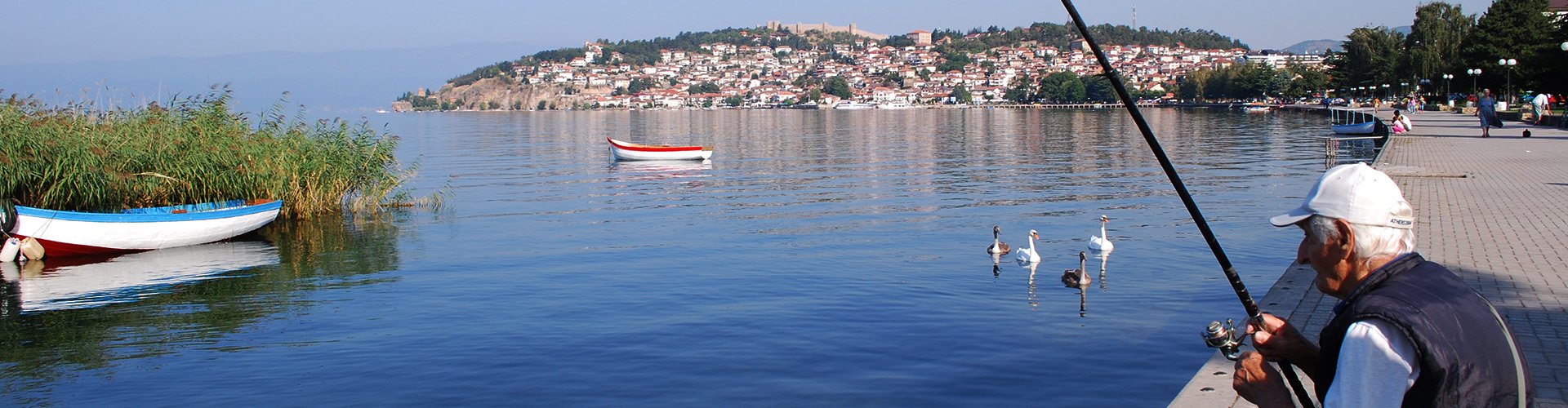 Uitzicht over het meer van Ohrid